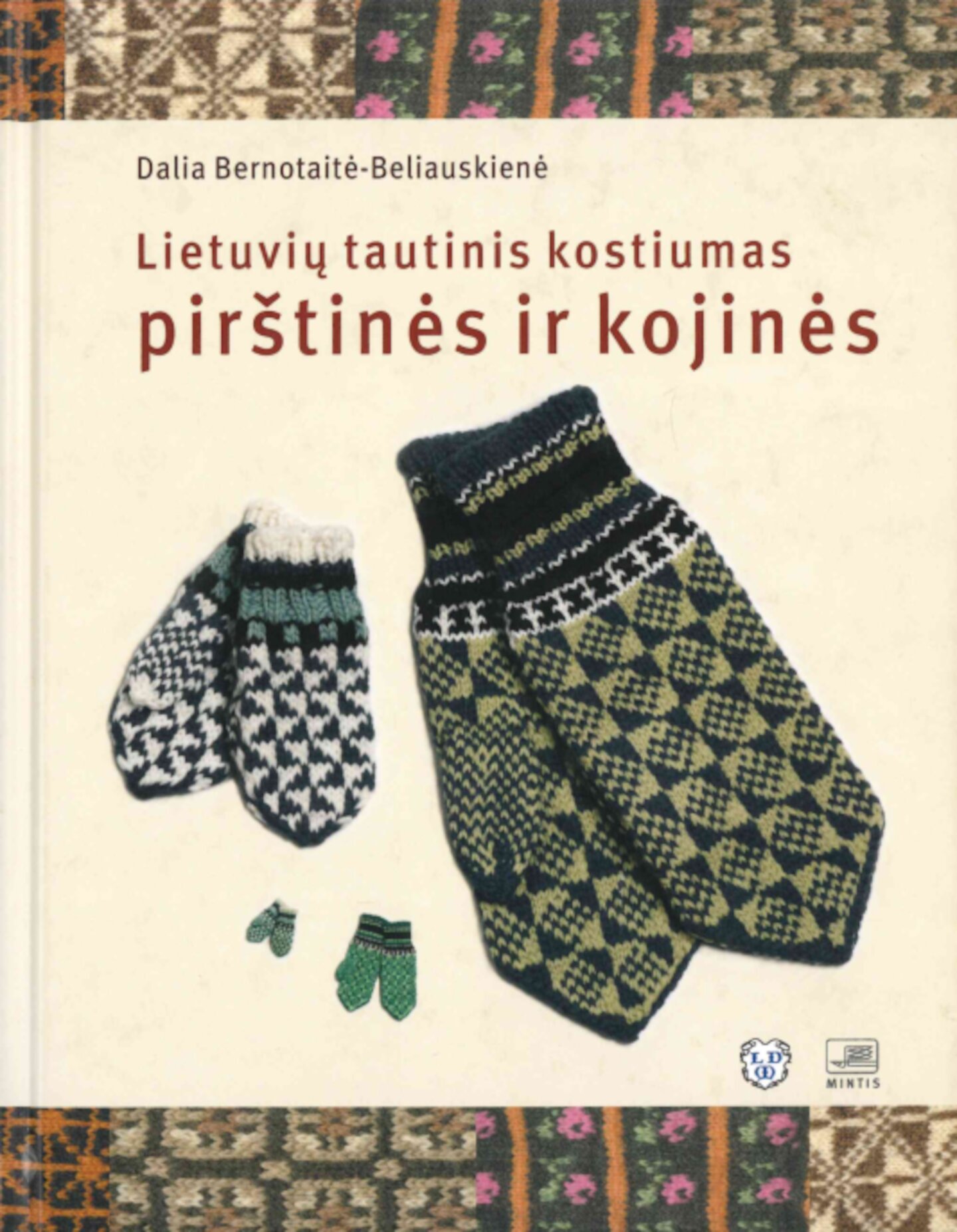 Lietuviu-tautinis-kostiumas-pirstines-ir-kojines